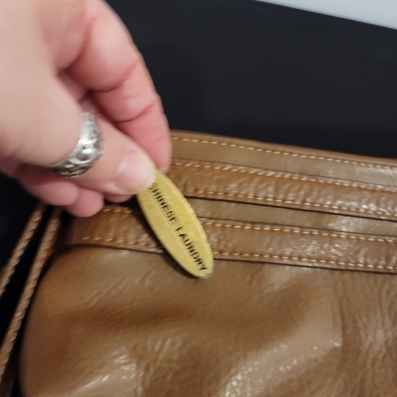 Cute Chinese Laundry wristlet - Picture 2 of 3